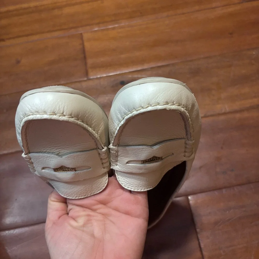 COACH Chalk White Leather Penny‎ Loafers|Minimalist Chic|Preppy Coastal| Sz 8